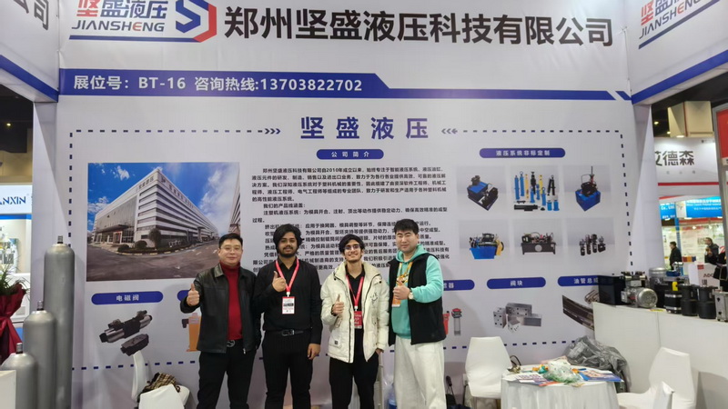 ������˲ι�֣�ݾ��λᡤj9�й��ٷ���վ-��ҳҺѹչλ